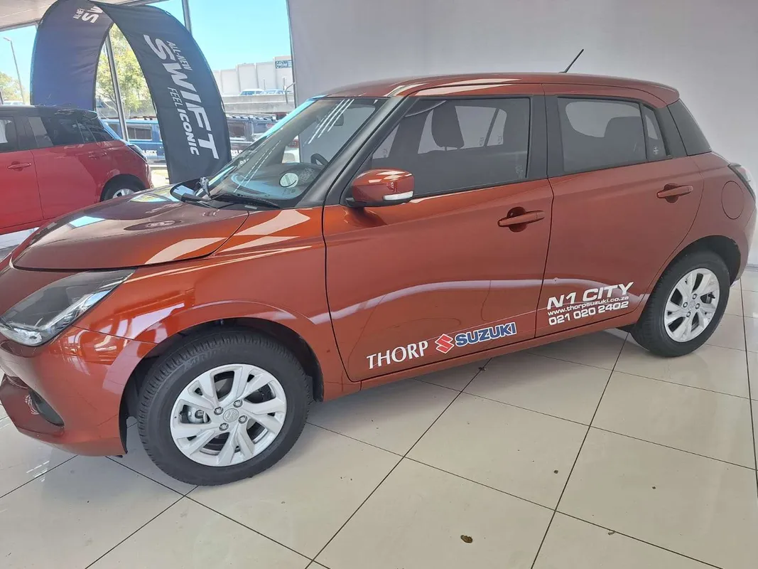Suzuki Swift 1.2 GL+ CVT - Image 5