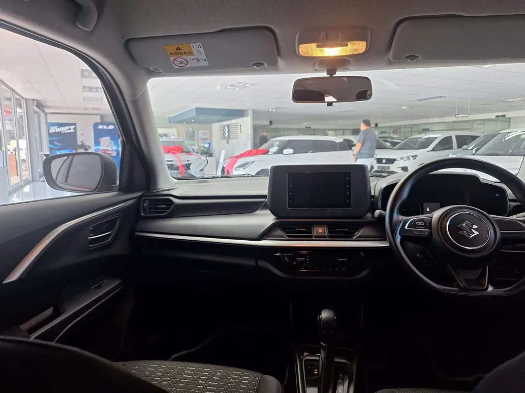 Suzuki Swift 1.2 GL+ CVT - Image 8