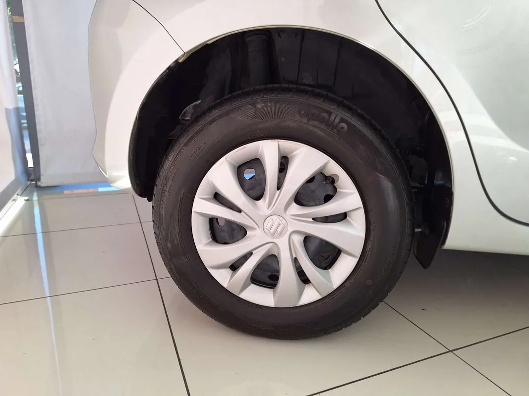 Suzuki Swift 1.2 GL - Image 6