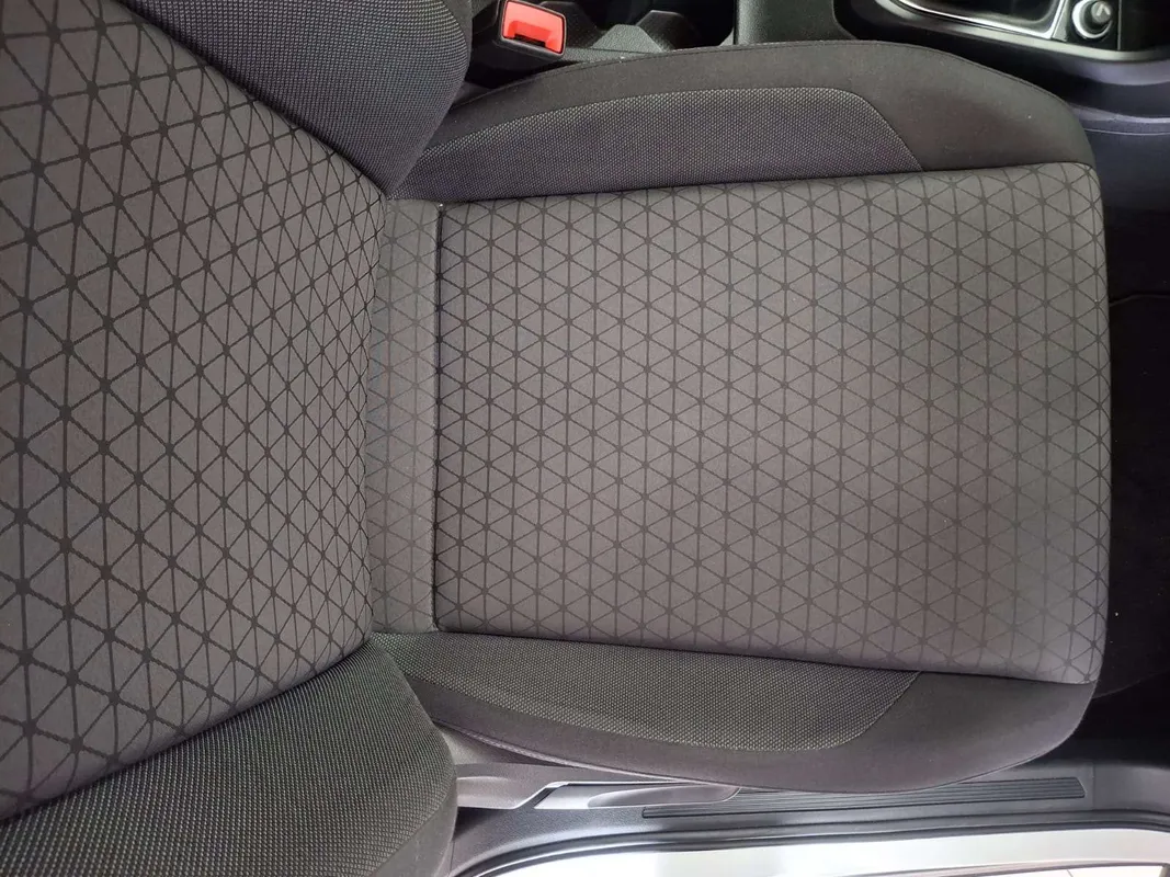 Volkswagen T-Cross 1.0 TSI Comfortline 70kW - Image 9