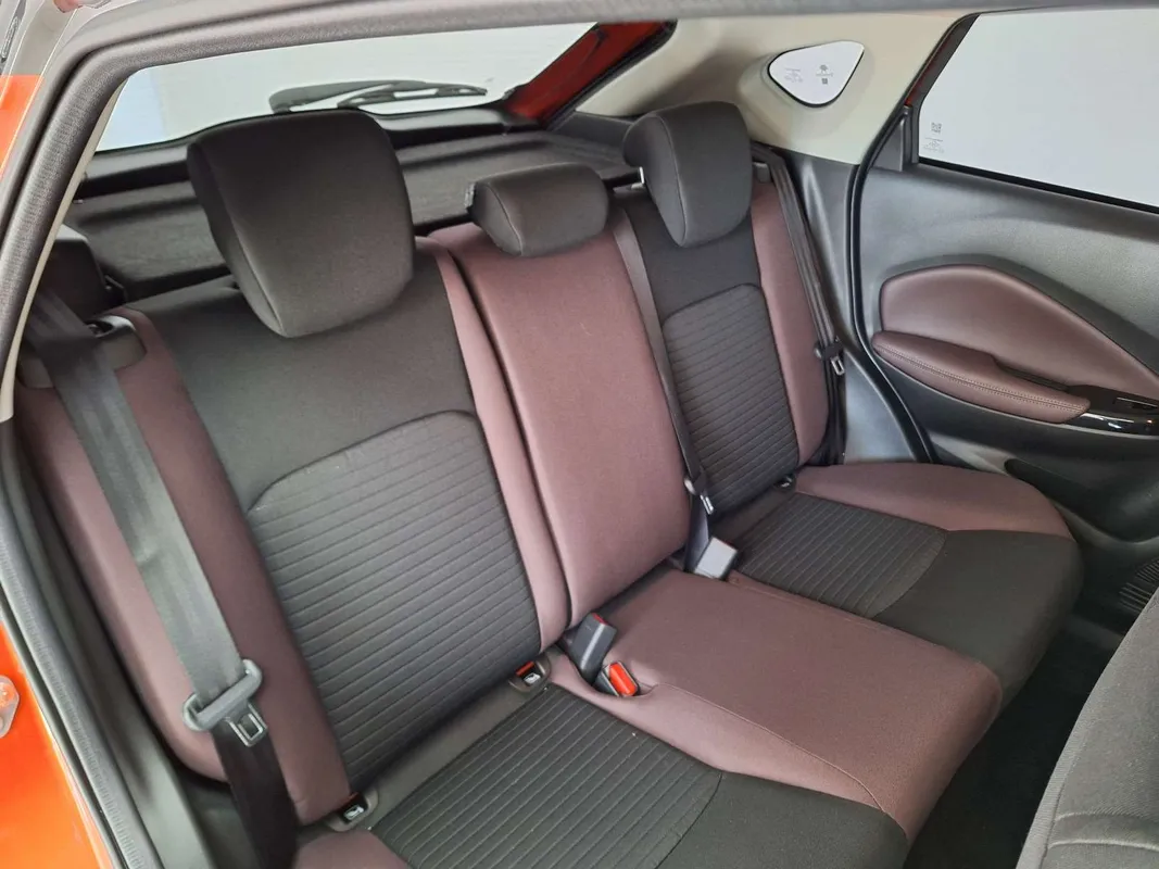 Suzuki Fronx 1.5 GLX 5MT - Image 8