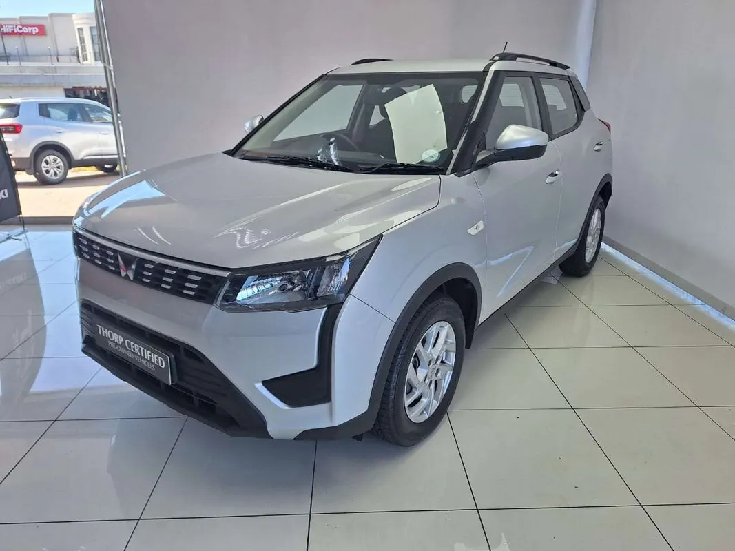 Mahindra XUV300 W6 Diesel - Image 4