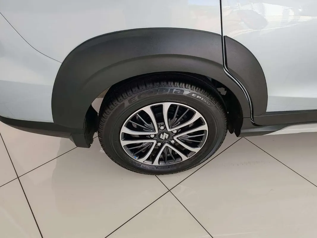 Suzuki XL6 1.5 GL 5MT - Image 7