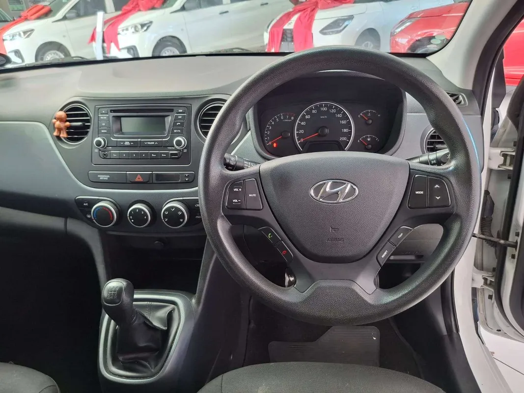 Hyundai Grand i10 1.0 Motion - Image 8