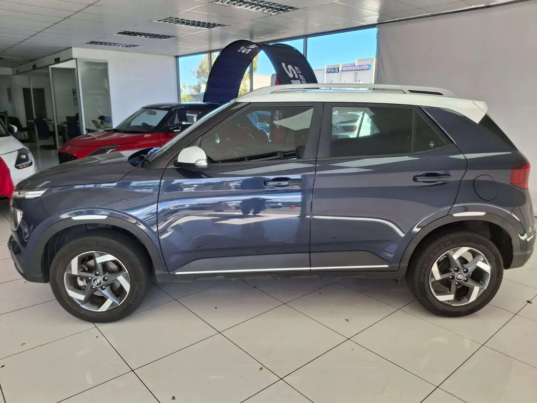 Hyundai Venue 1.0 TGDI Fluid M/T - Image 5