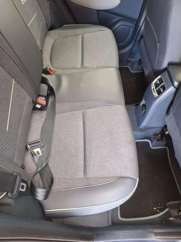 Hyundai Venue 1.0 TGDI Fluid M/T - Image 7