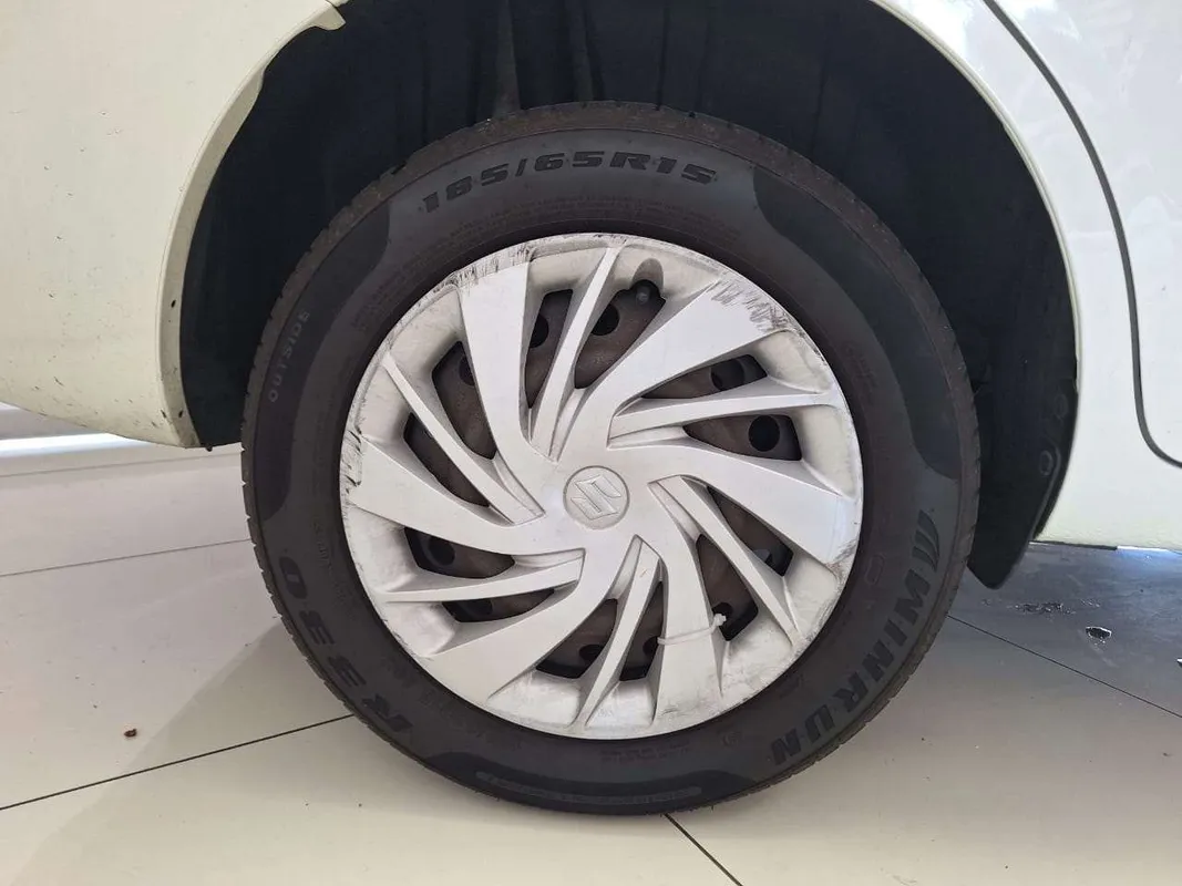 Suzuki Ertiga 1.5 GL Auto - Image 10