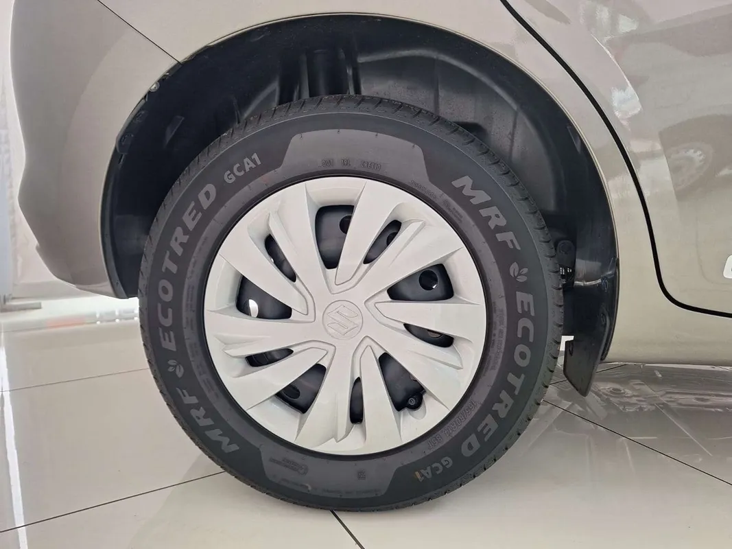 Suzuki Swift 1.2 GL - Image 7