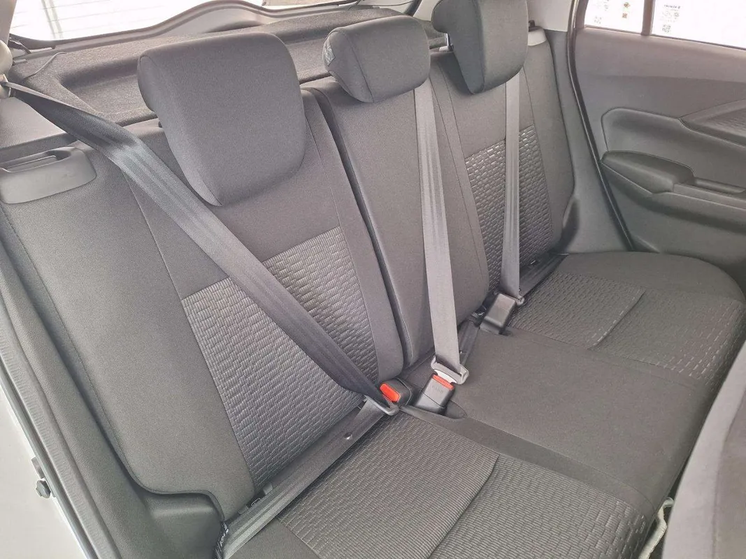 Suzuki Swift 1.2 GL+ MT - Image 8