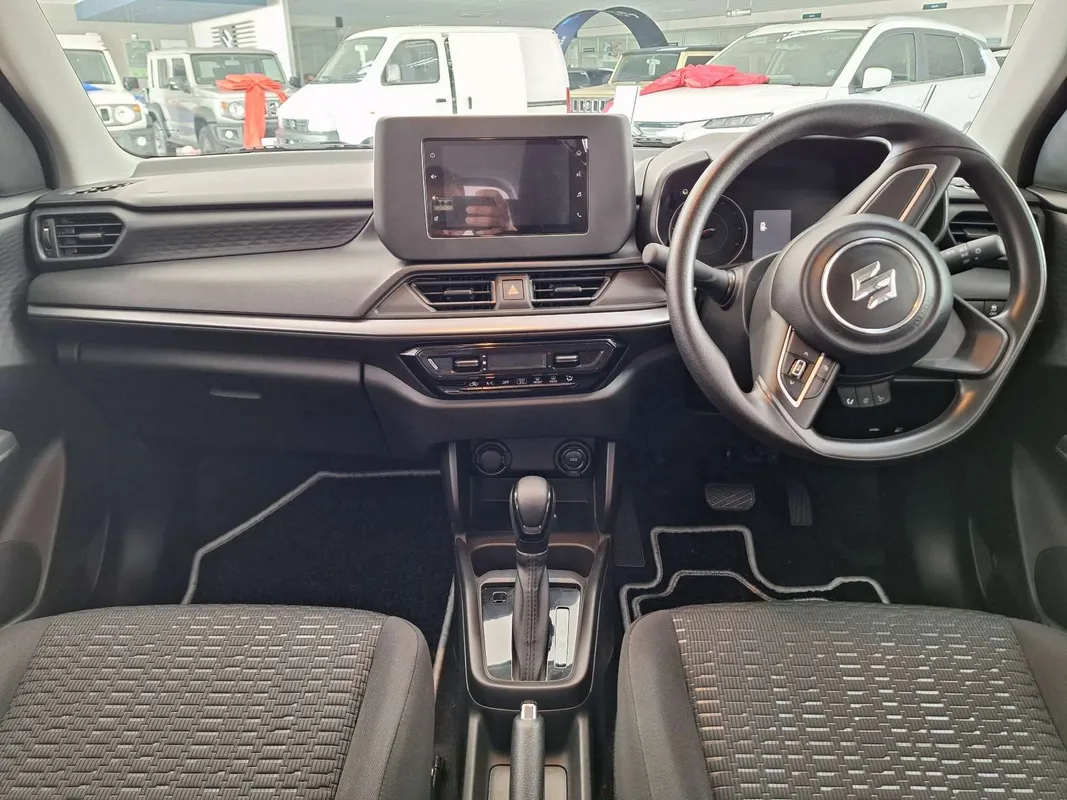 Suzuki Swift 1.2 GL+ CVT - Image 9