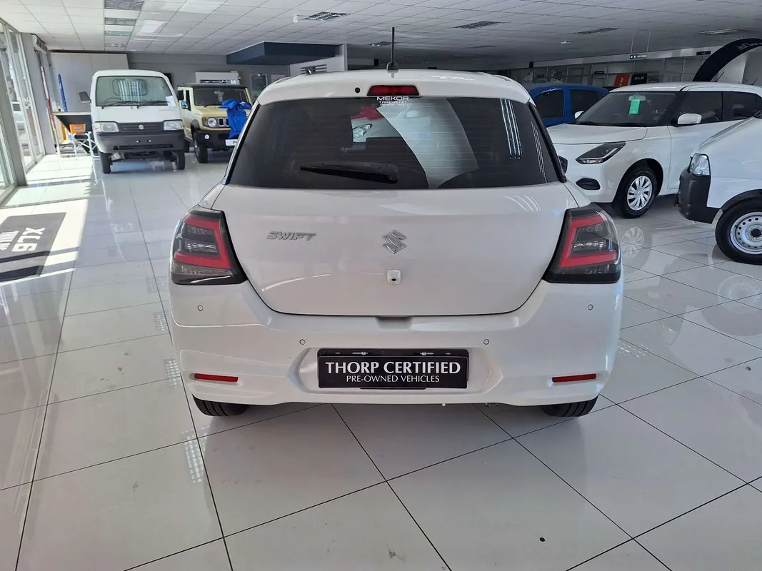 Suzuki Swift 1.2 GLX MT - Image 6