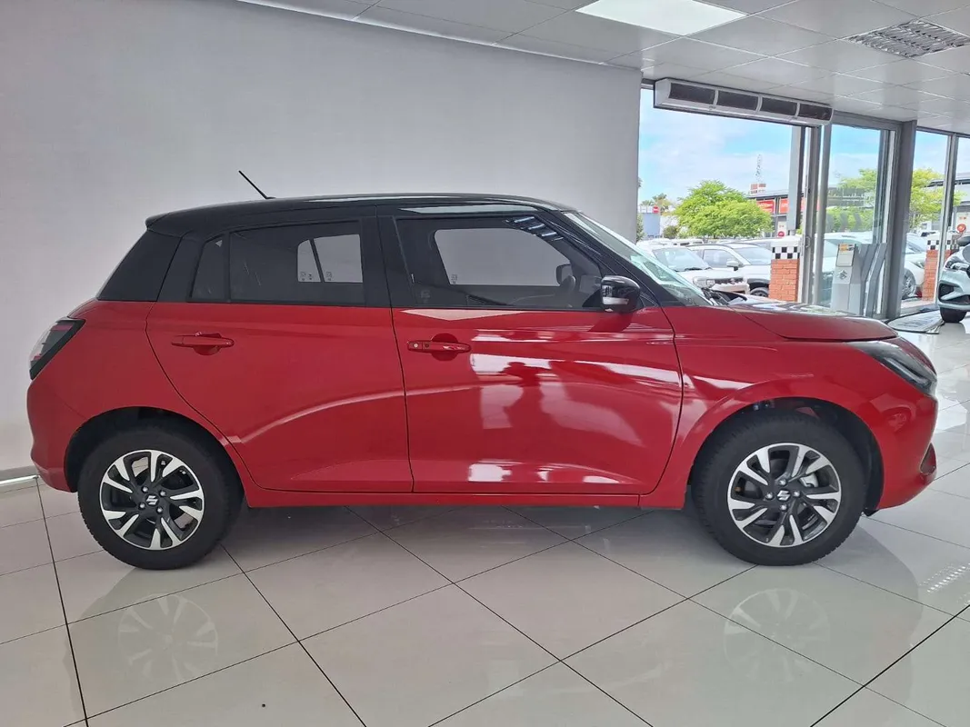 Suzuki Swift 1.2 GLX CVT - Image 2