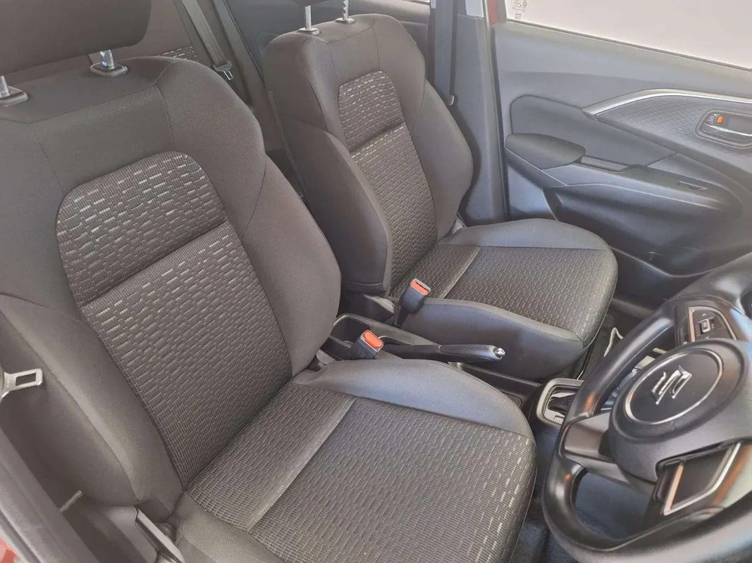 Suzuki Swift 1.2 GL+ CVT - Image 9