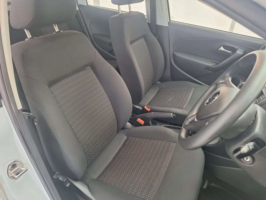 Volkswagen Polo Vivo hatch 1.4 Trendline - Image 9