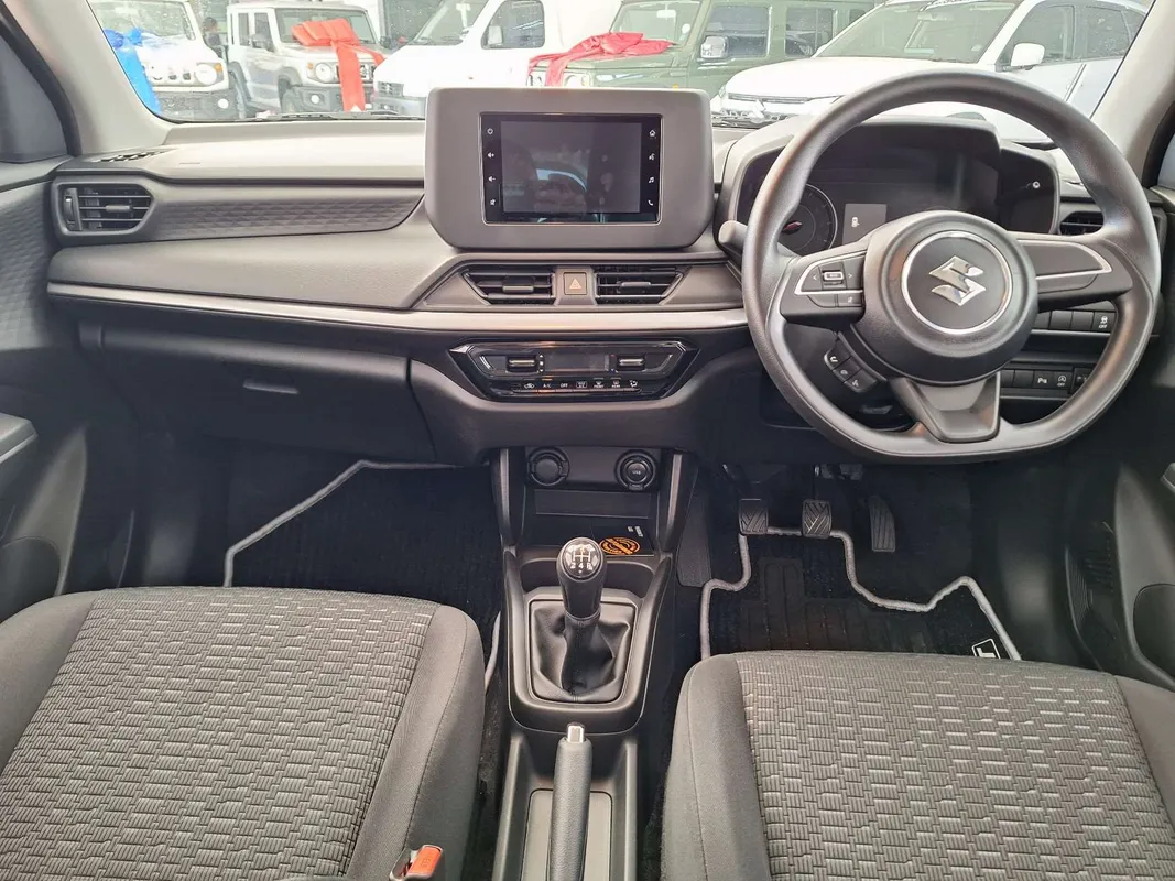 Suzuki Swift 1.2 GL+ MT - Image 10