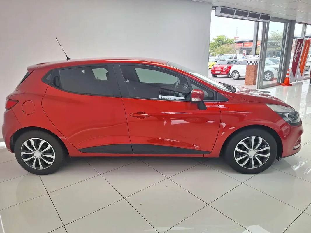 Renault Clio 66kW turbo Authentique - Image 2