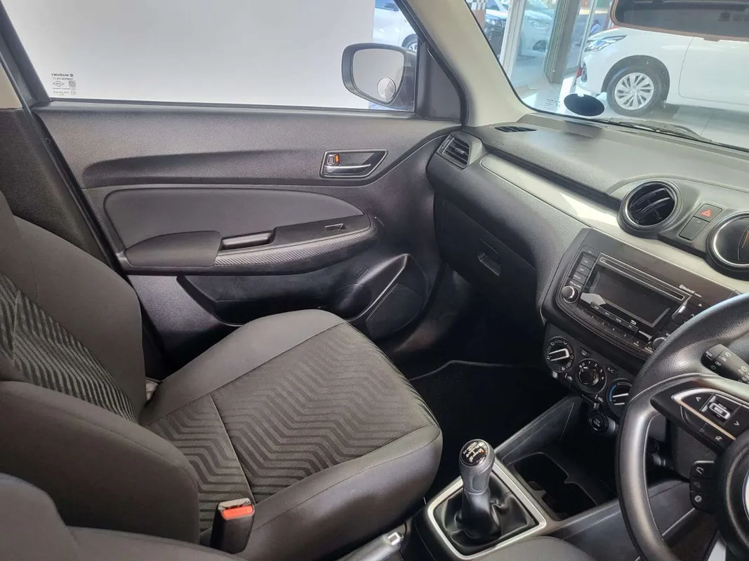 Suzuki Swift 1.2 GL - Image 7