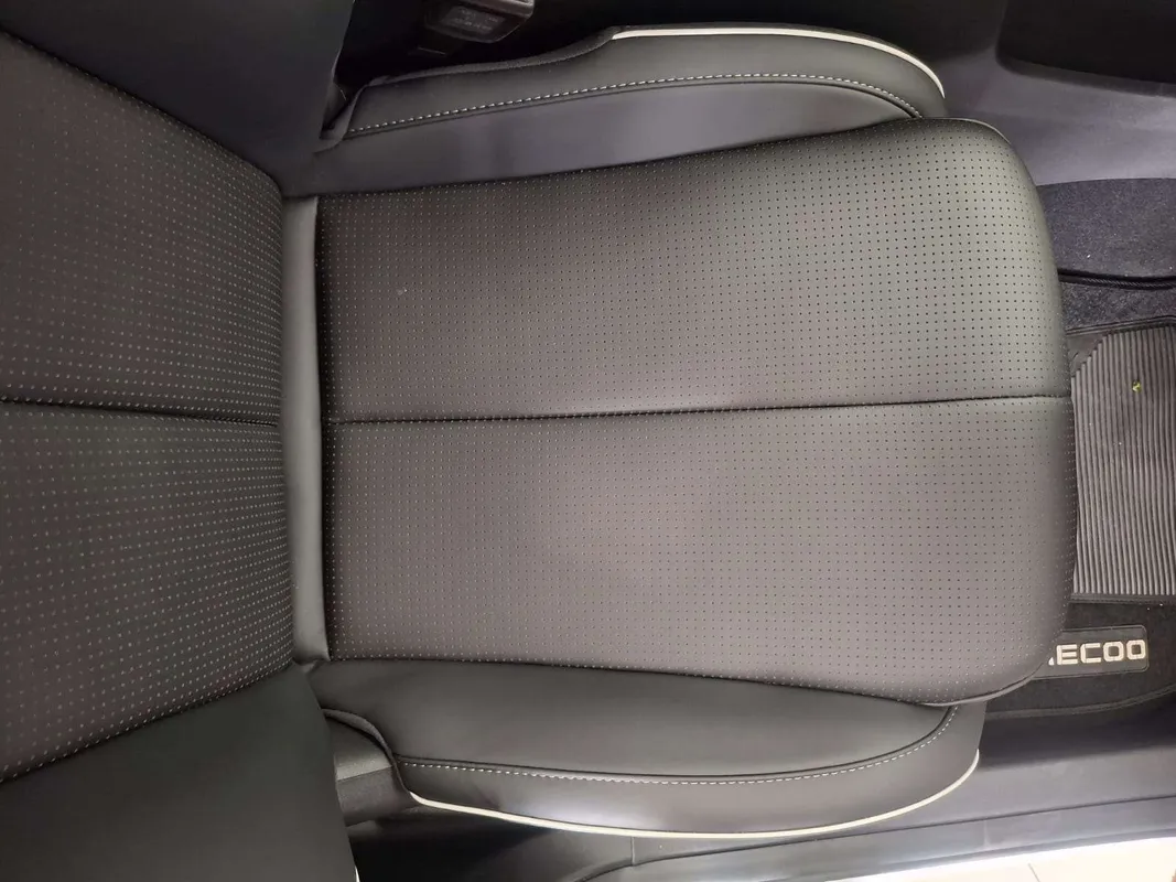 JAECOO J5 1.5T Glacier - Image 9