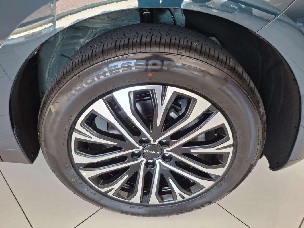 JAECOO J5 1.5T Vortex - Image 9