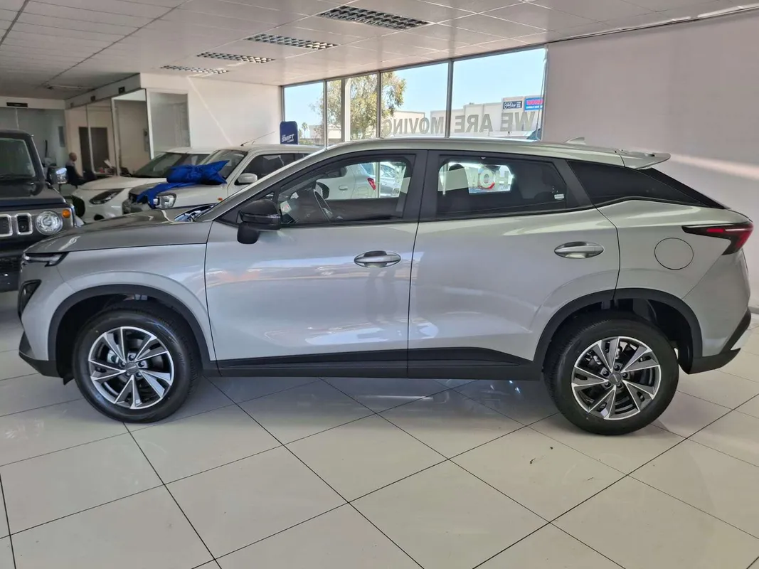 OMODA C5 1.5T Street + - Image 4