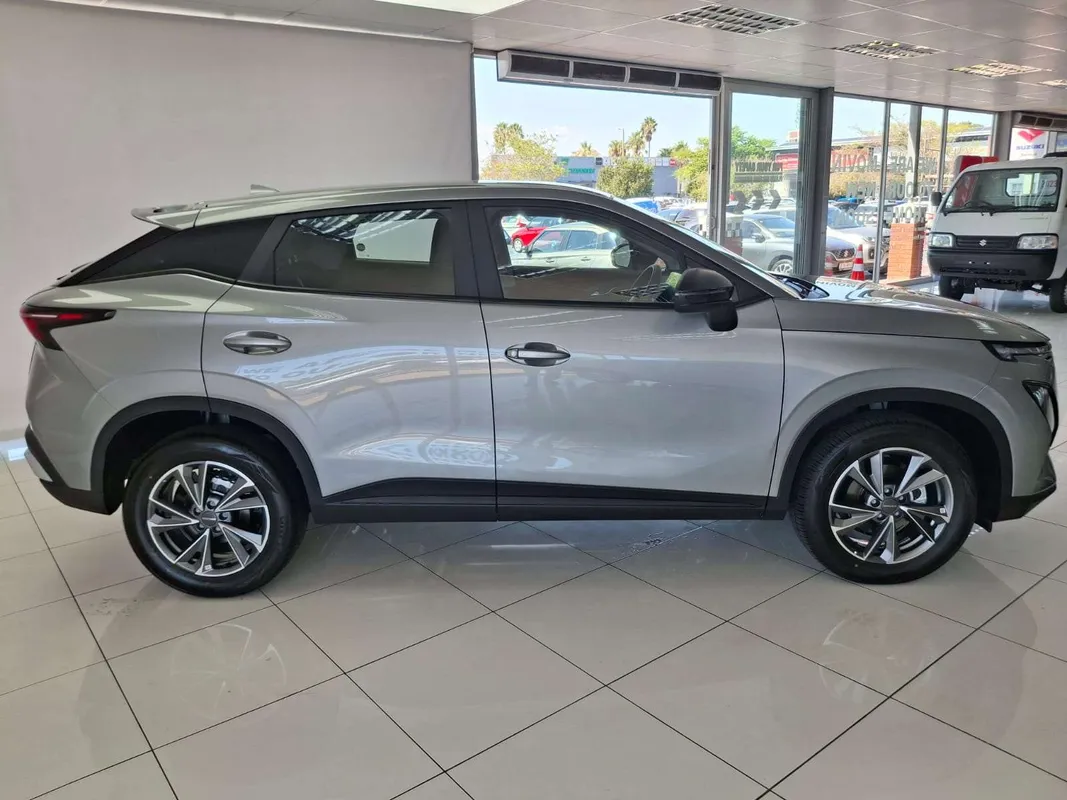 OMODA C5 1.5T Street + - Image 5