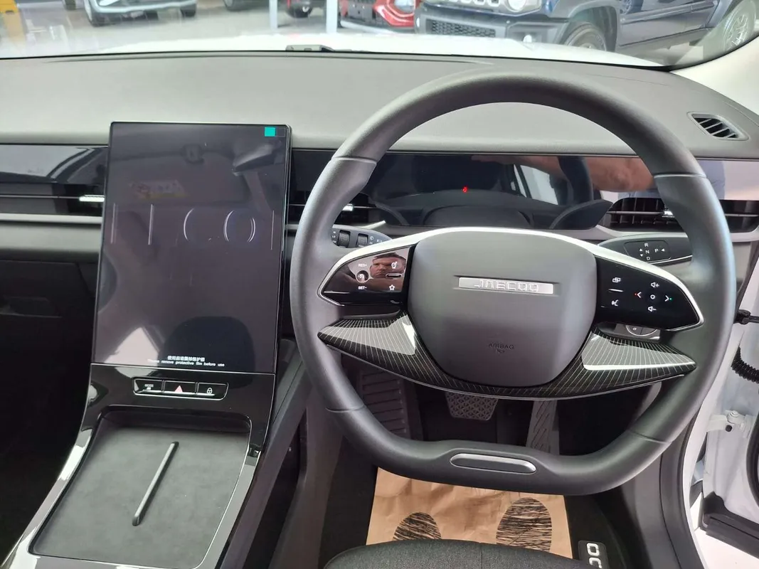 JAECOO J5 1.5T Vortex - Image 12