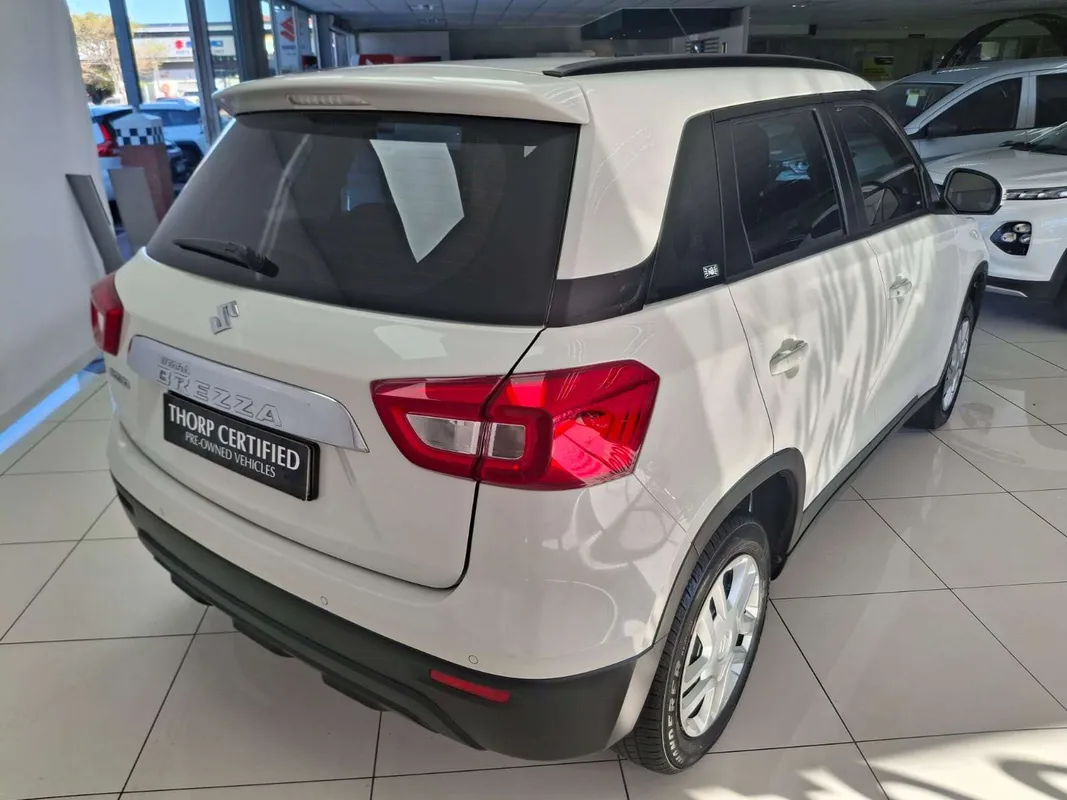 Suzuki Vitara Brezza 1.5 GL A/T - Image 6