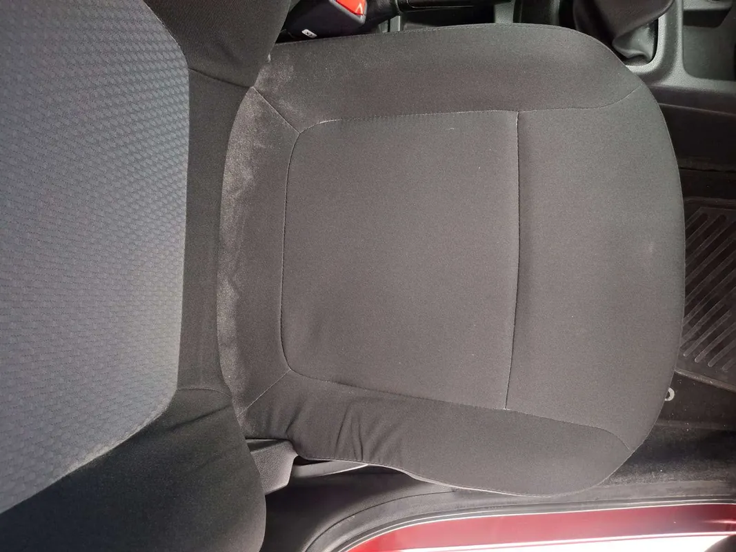 Renault Kwid 1.0 Dynamique 5DR - Image 11