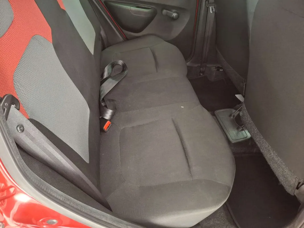 Renault Kwid 1.0 Dynamique 5DR - Image 10