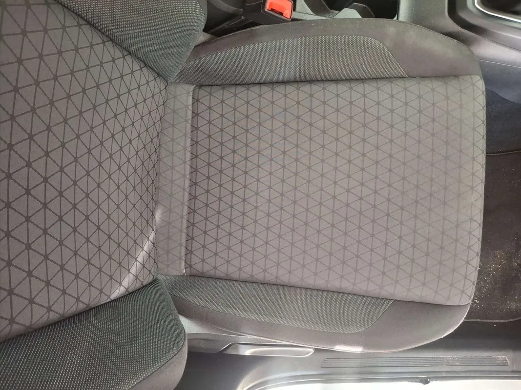 Volkswagen T-Cross 1.0 TSI Comfortline 70kW - Image 11