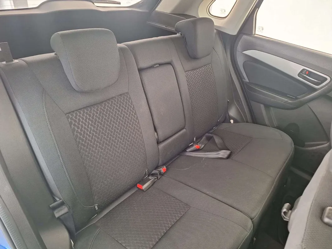 Suzuki Vitara Brezza 1.5 GLX - Image 8