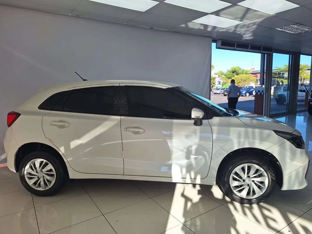 Toyota Starlet 1.5 Xi - Image 2