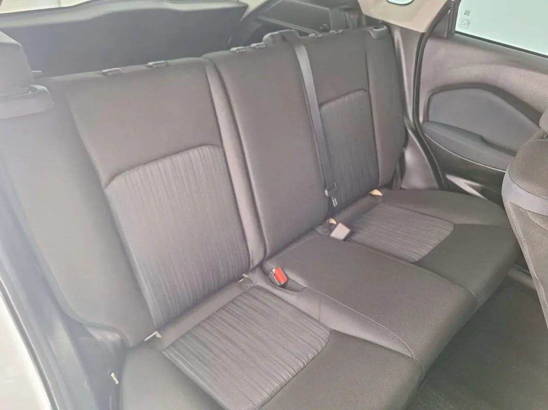 Toyota Starlet 1.5 Xi - Image 8