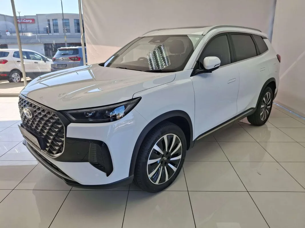 Chery Tiggo 8 1.5T CSH Apex DHT (PHEV) - Image 5