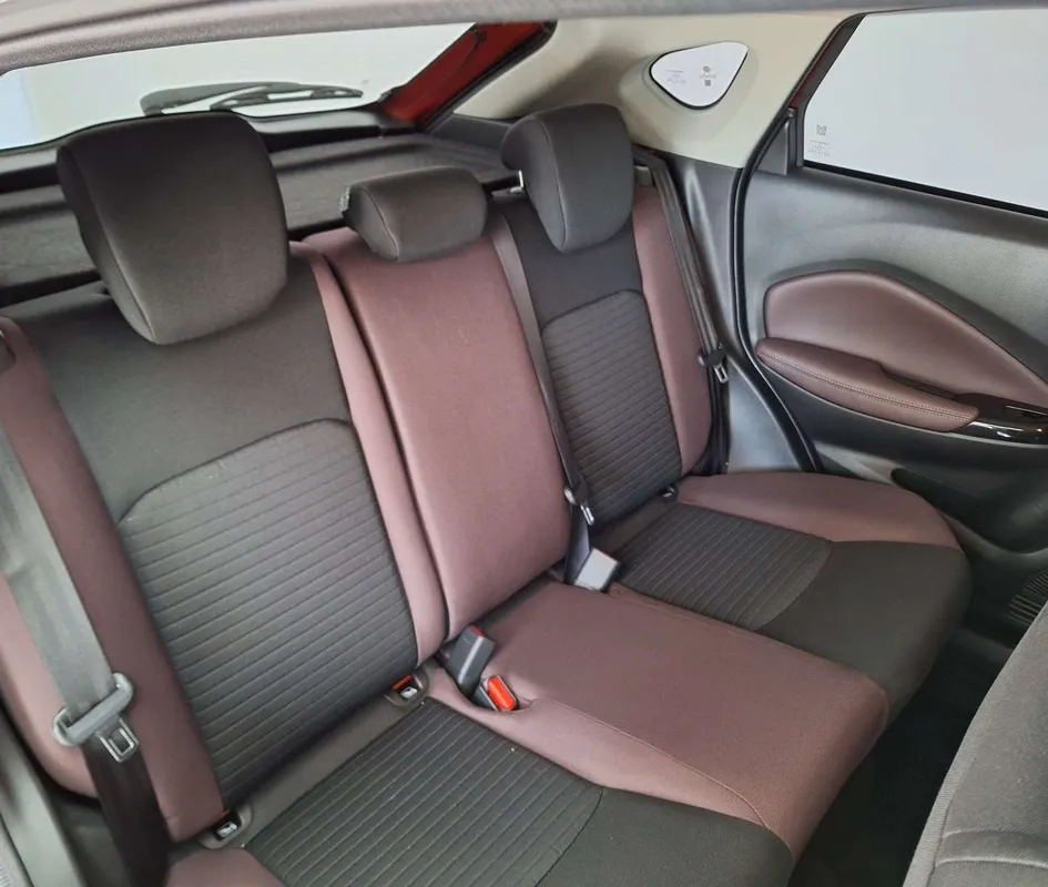 Suzuki Fronx 1.5 GLX 5MT - Image 8