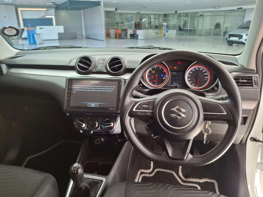 Suzuki Swift 1.2 GL - Image 11