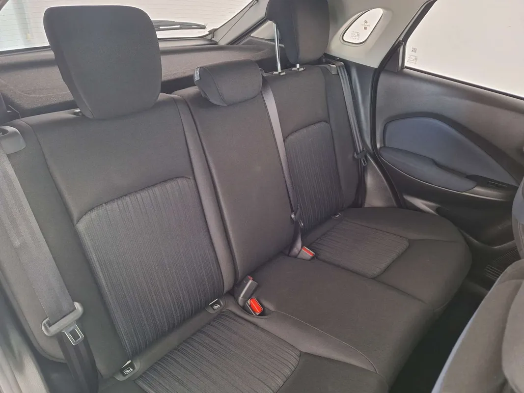 Suzuki Baleno 1.5 GL A/T - Image 8