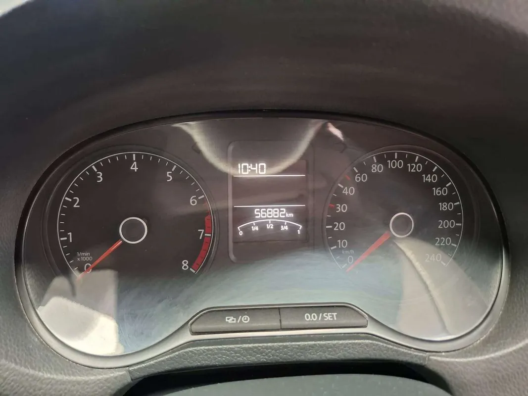 Volkswagen Polo Vivo hatch 1.4 Trendline - Image 13