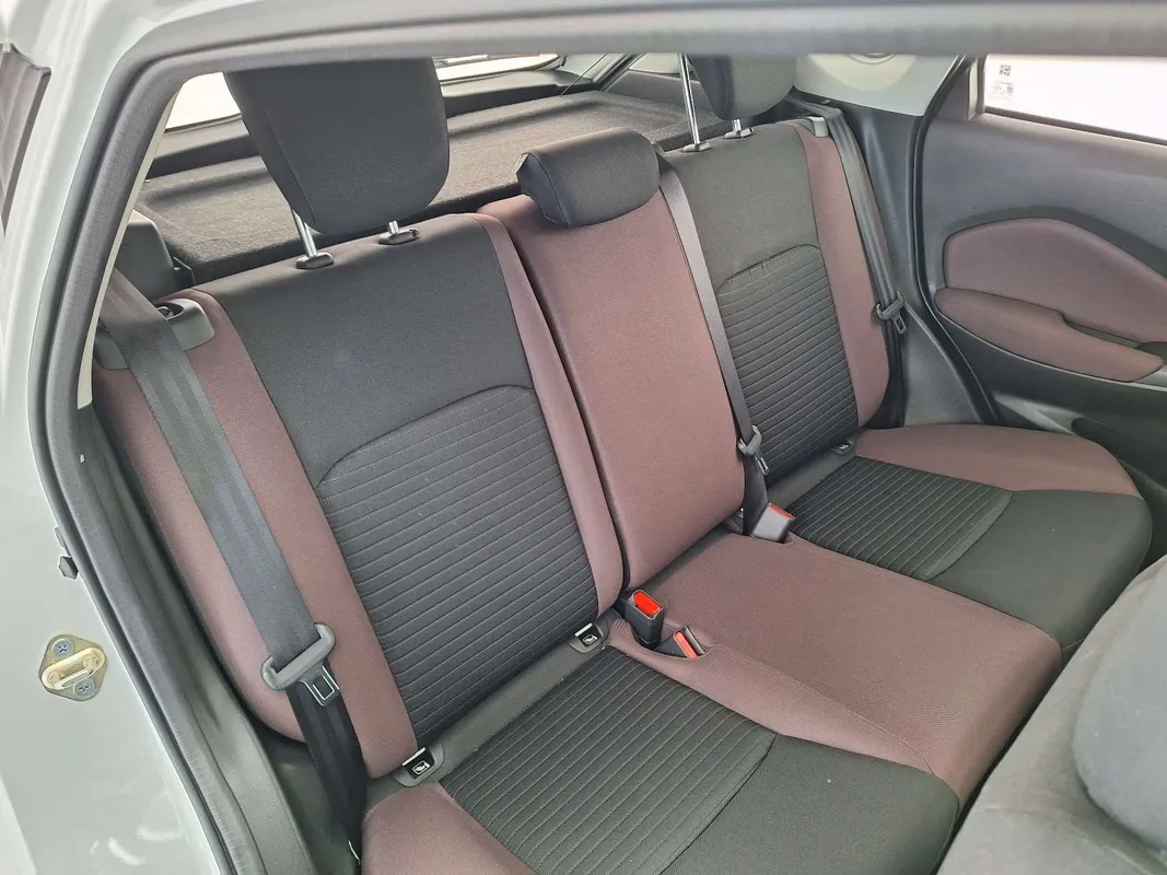 Suzuki Fronx 1.5 GL 4AT - Image 8