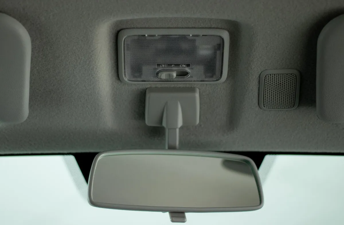 Suzuki S-Presso 1.0 GL MT - Image 14