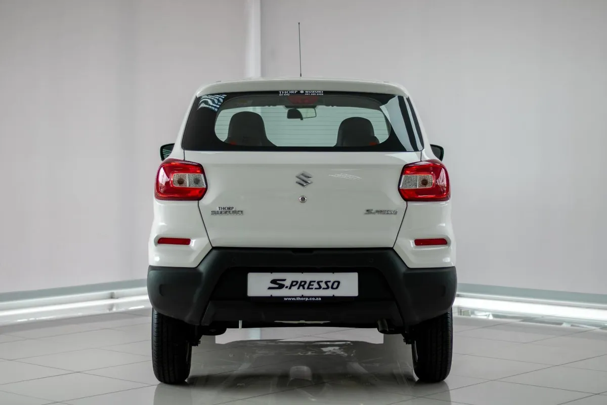 Suzuki S-Presso 1.0 GL MT - Image 10
