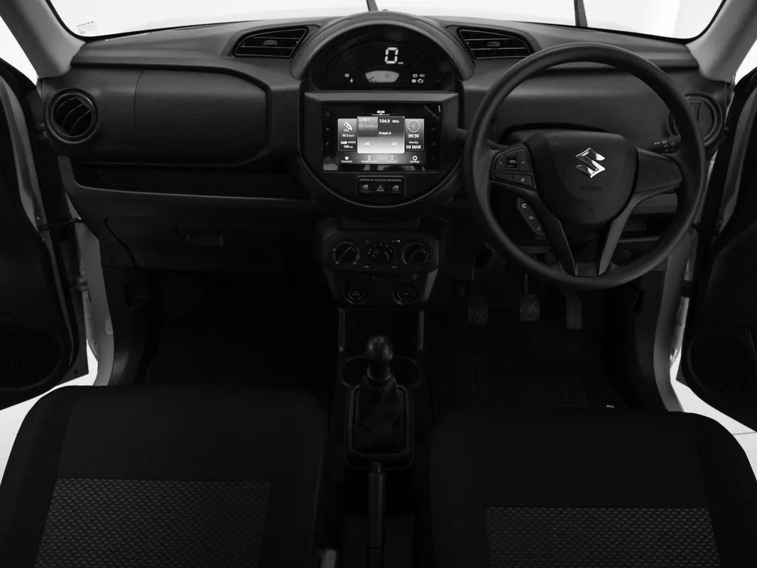 Suzuki S-Presso 1.0 GL MT - Image 5
