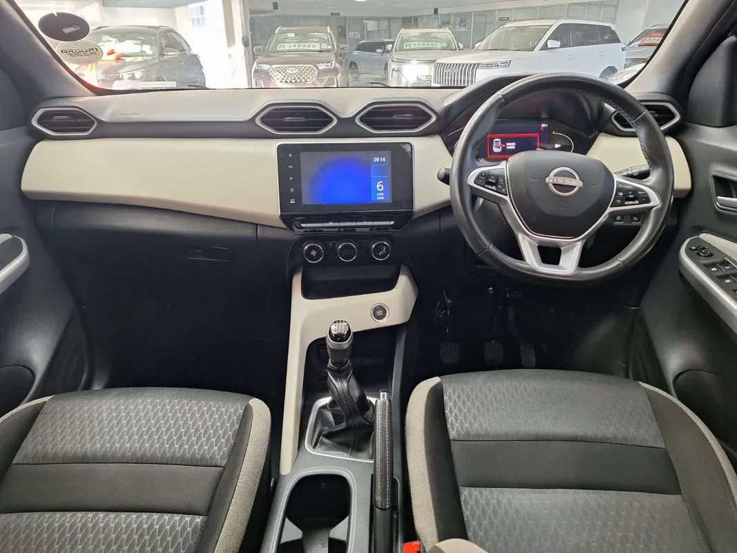 Nissan Magnite 1.0 Acenta MT - Image 14