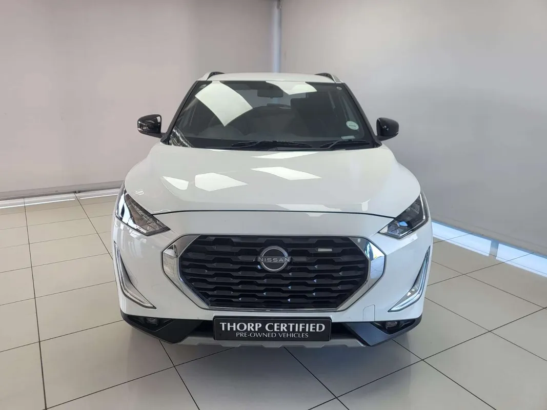 Nissan Magnite 1.0T Acenta CVT - Image 3