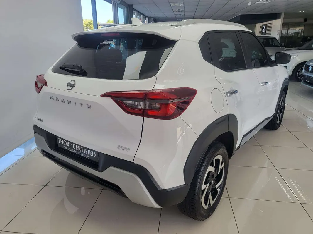 Nissan Magnite 1.0T Acenta CVT - Image 5