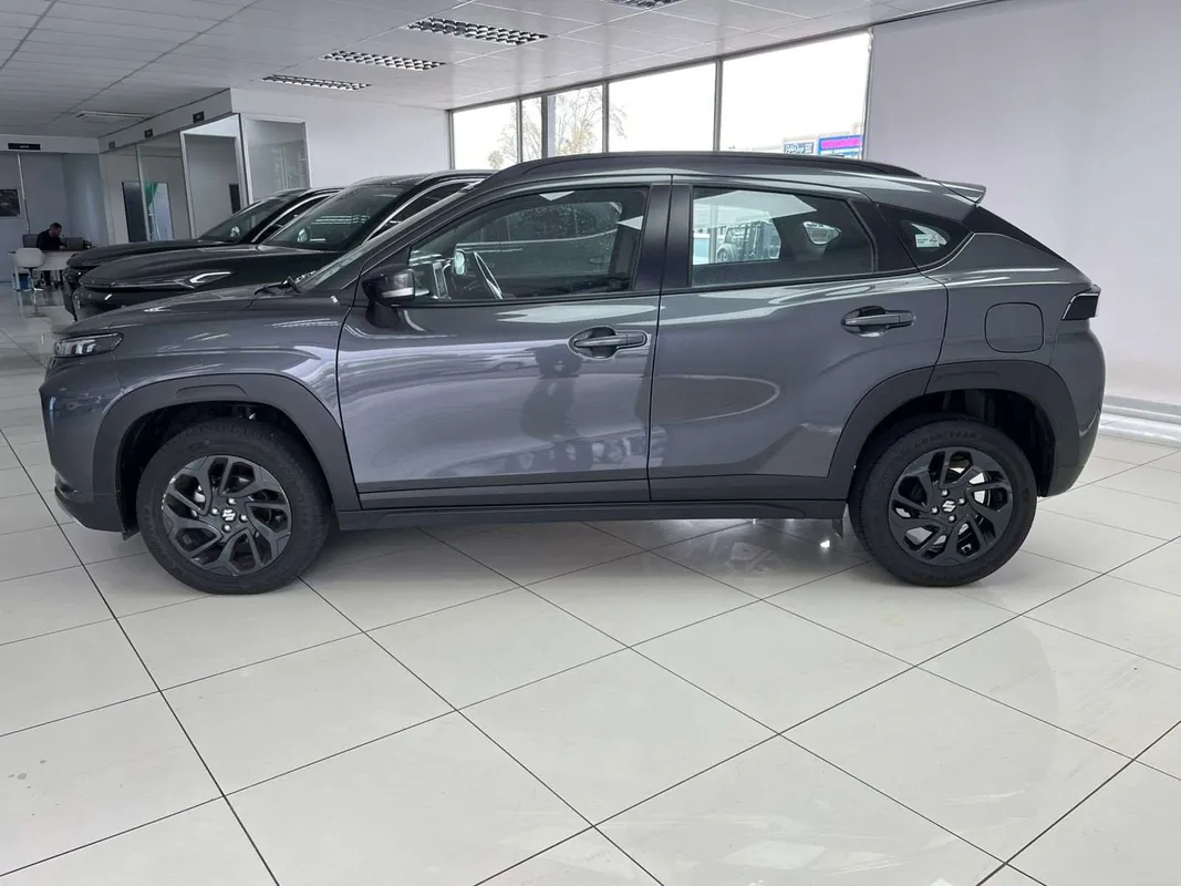 Suzuki Fronx 1.5 GL 5MT - Image 4