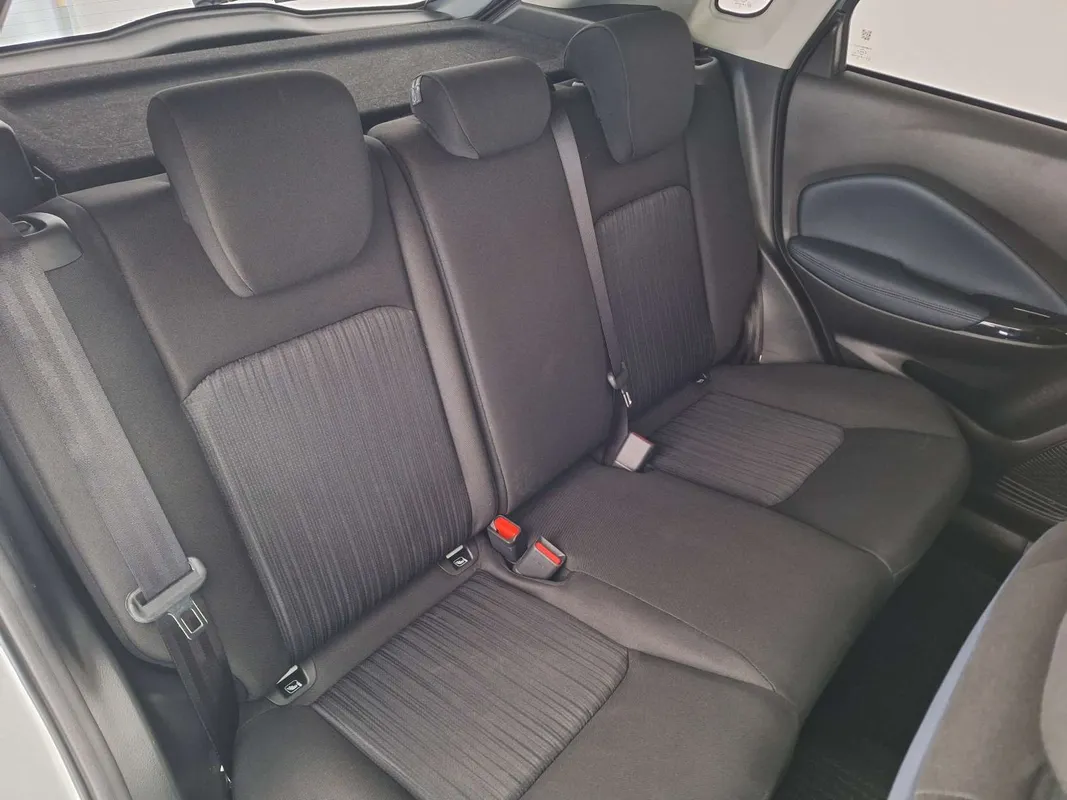 Suzuki Baleno 1.5 GLX MT - Image 8
