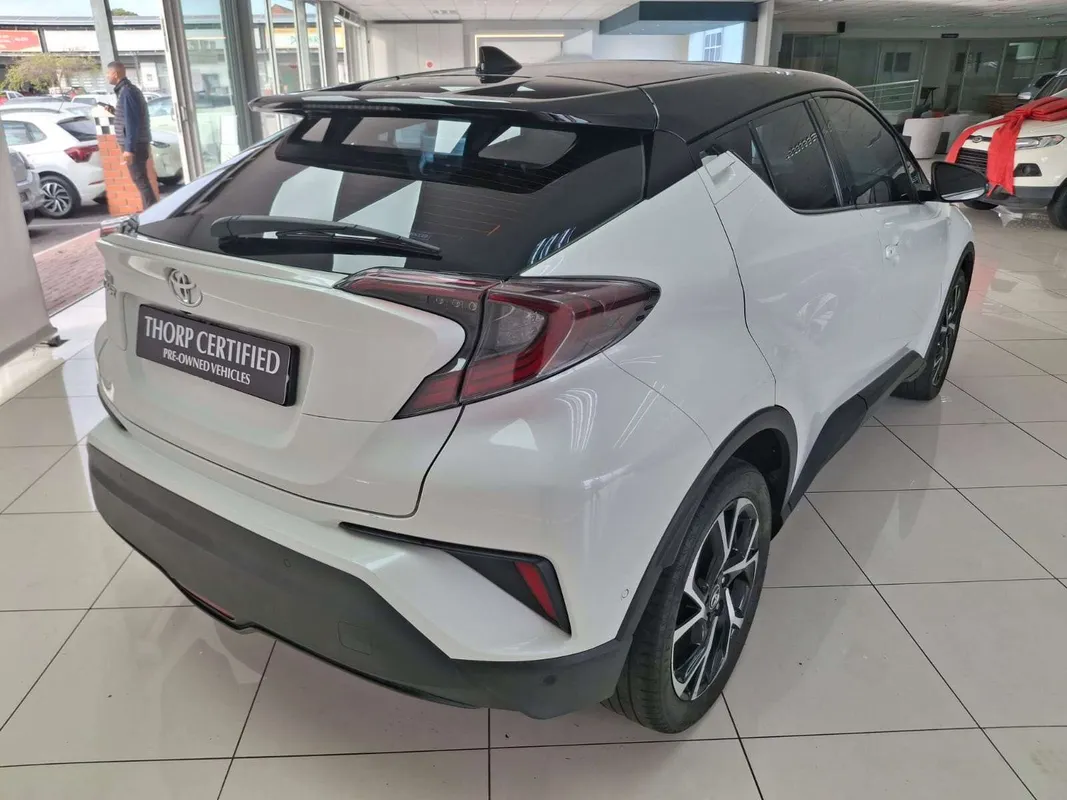 Toyota C-HR 1.2T Luxury CVT - Image 6