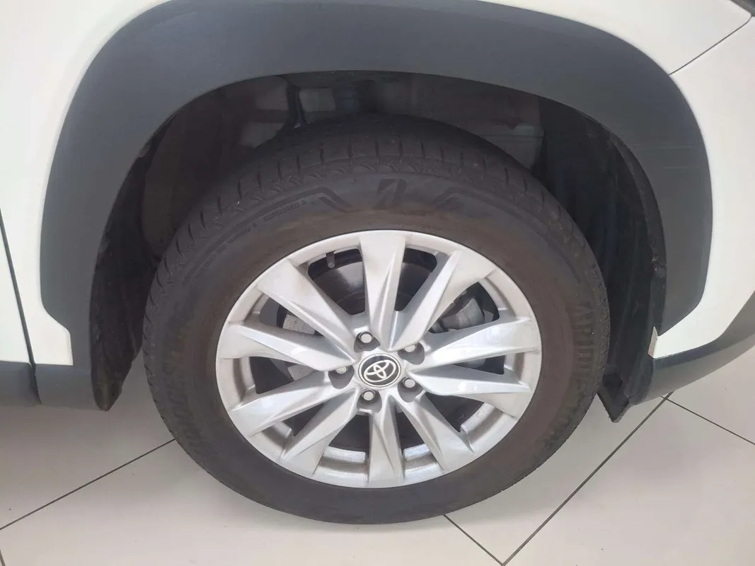 Toyota Corolla Cross 1.8 XS CVT - Image 9