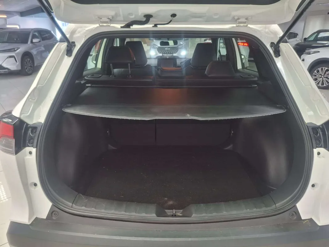 Toyota Corolla Cross 1.8 XS CVT - Image 10